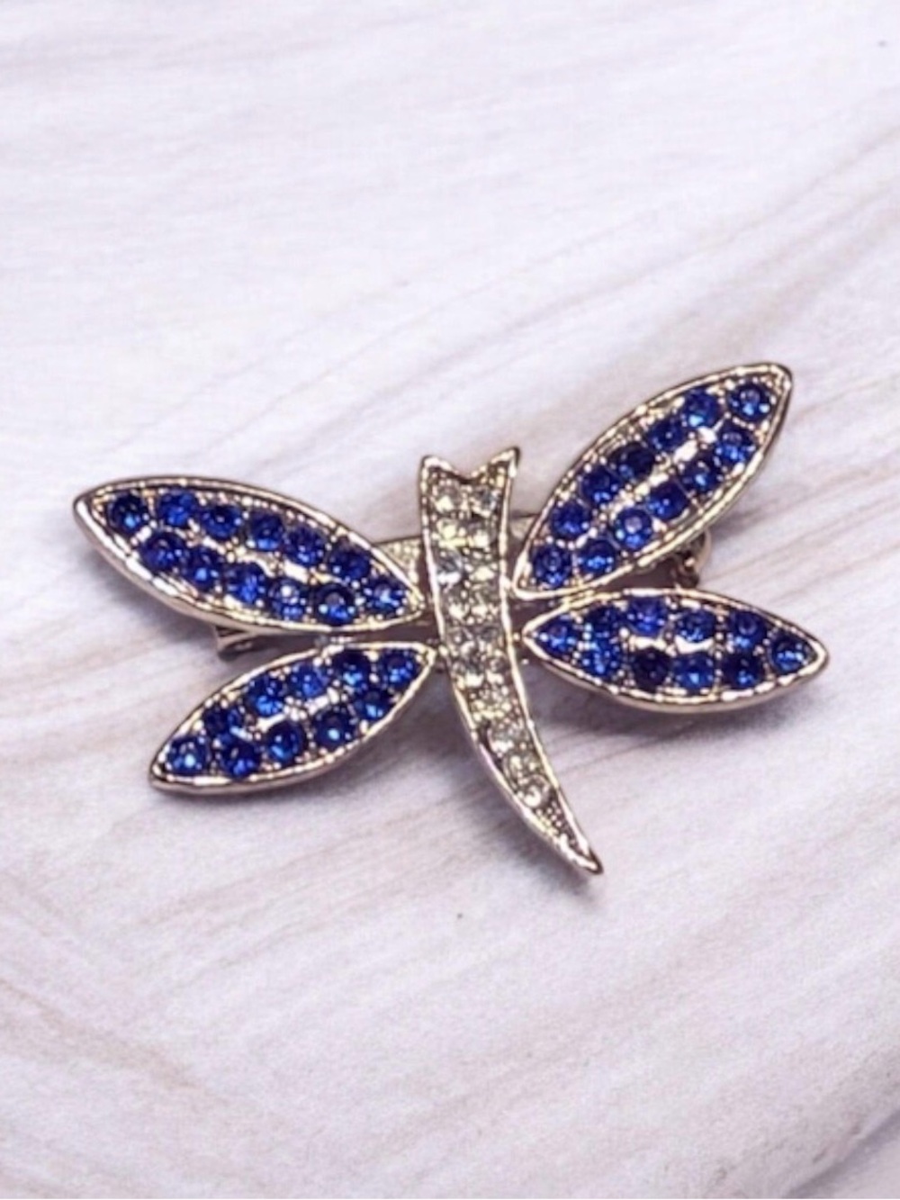 Royal Blue Crystal Dragonfly Brooch with Silver Tone (v)